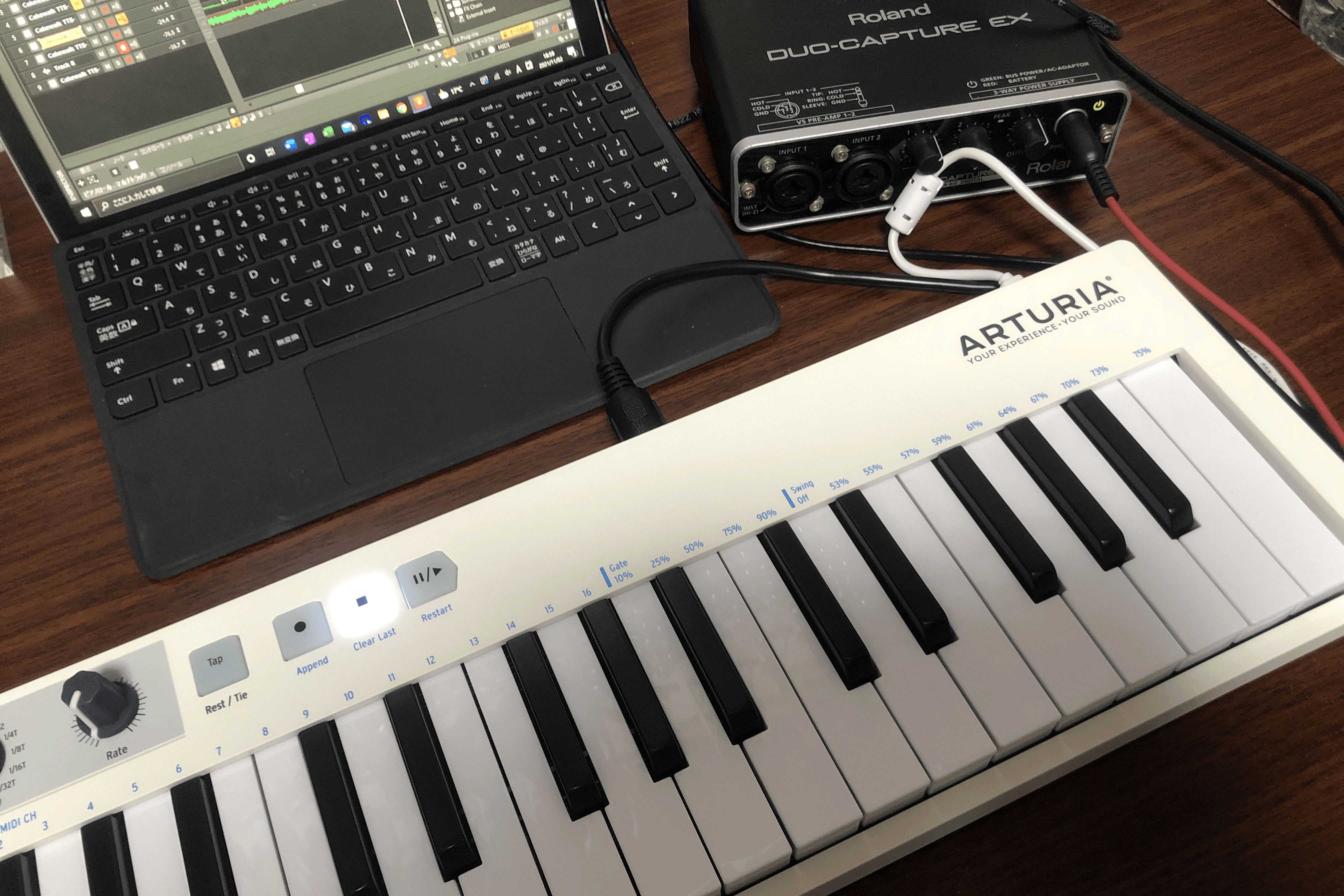 Suface Go 2とCakewalk by BandLabでDTMをしていた時の写真