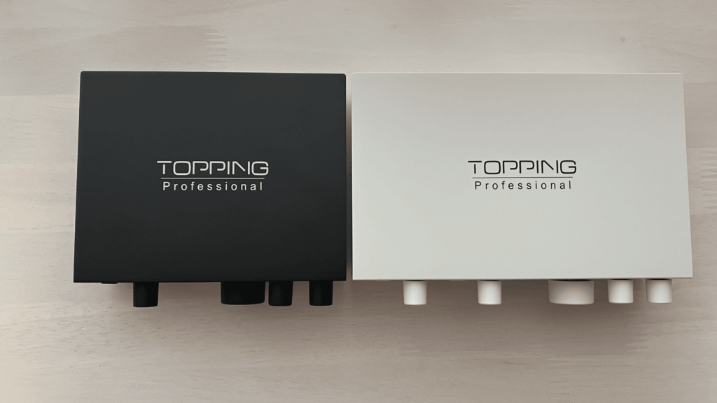 TOPPING E1x2 OTGとTOPPING E2x2 OTG　奥行サイズ比較（同じ）